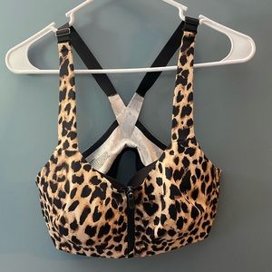Victoria’s Secret Bra  size 38C